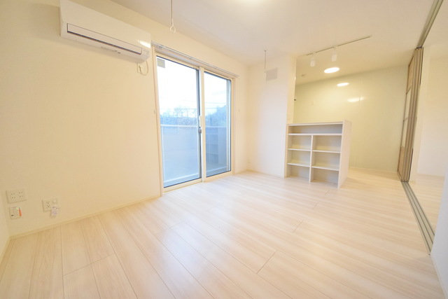 居室・リビング　～開放感のあるリビング～