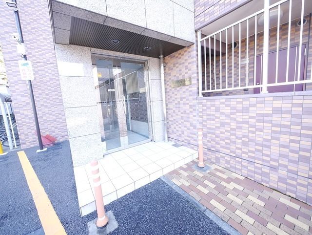 エントランス　★お部屋探しは株式会社タウンハウジング東京まで★