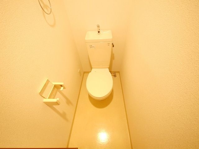 トイレ　★お部屋探しは株式会社タウンハウジング東京まで★