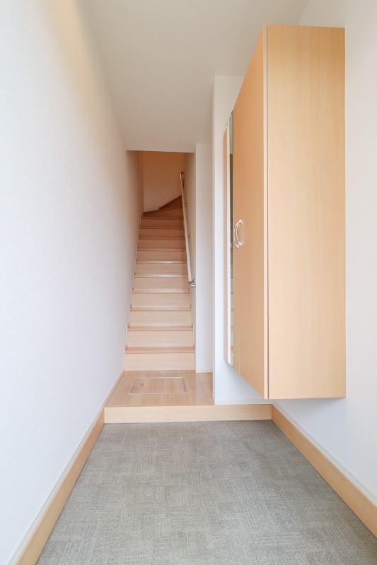 玄関　図面と現状に相違がある場合には現状を優先