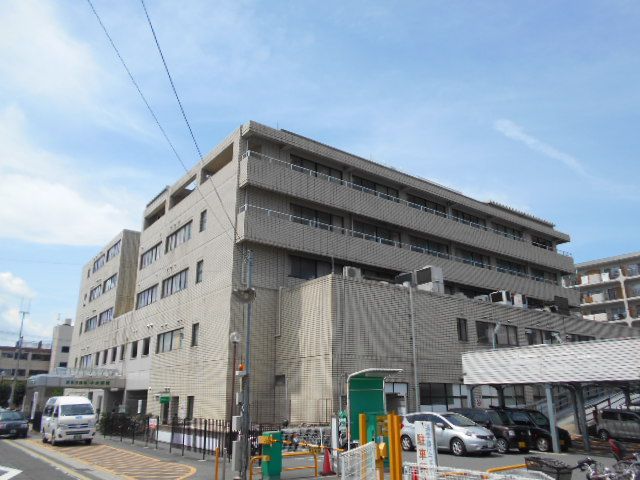 病院　公益社団法人京都保健会京都民医連中央病院（病院）まで472m