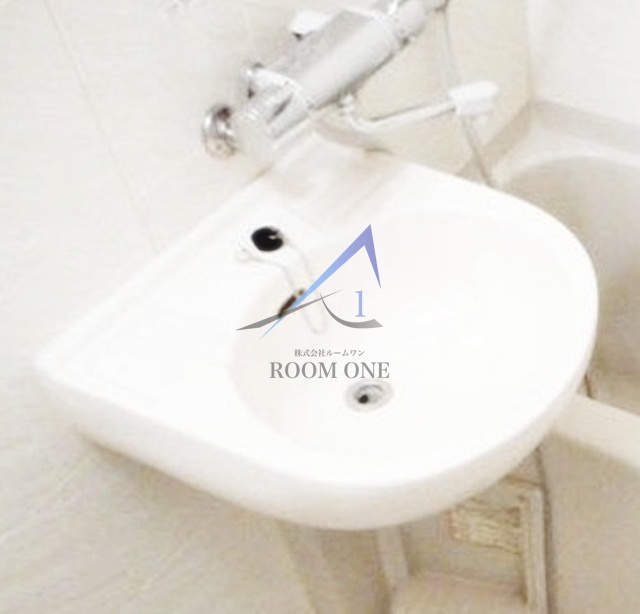 洗面設備　洗面台です。