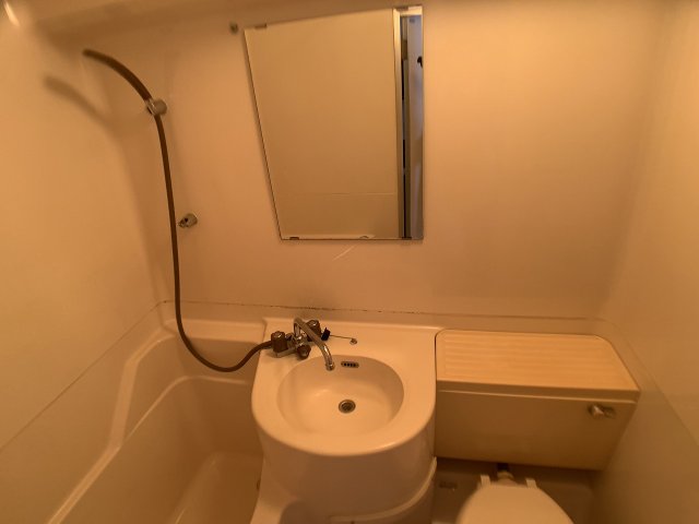 洗面設備　浴室内に洗面台あります♪