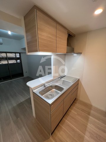 キッチン　セレニテ中崎町リアン　キッチン