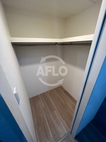 その他設備　セレニテ中崎町リアン　ウォークインクローゼット
