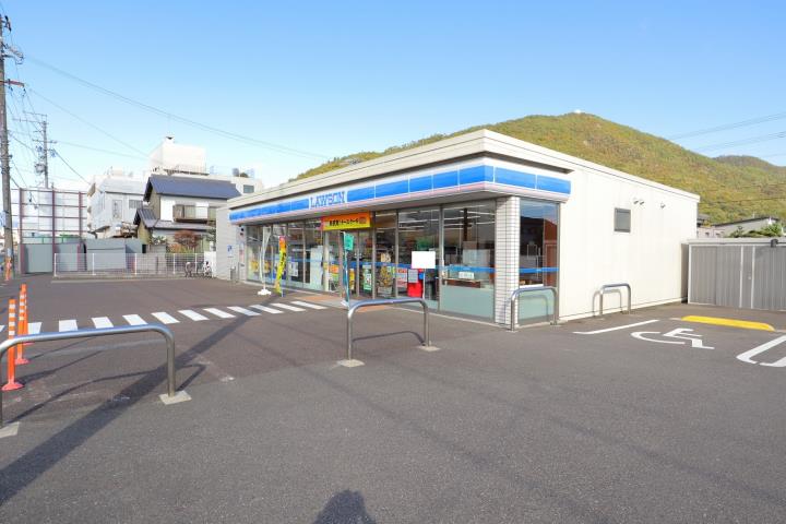 コンビニ　ローソン長良高見町店（コンビニ）まで602m