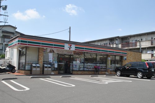 コンビニ　セブンイレブン 相模原並木2丁目店（コンビニ）まで53m