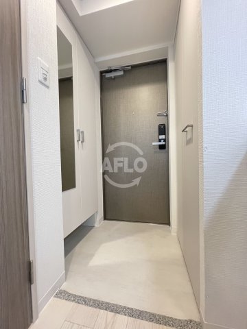 玄関　エスリードレジデンス大阪本町　玄関