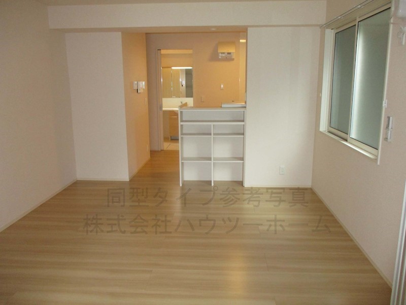 居室・リビング　同型タイプ参考写真