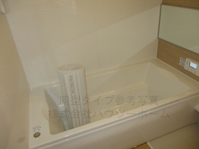 バス・シャワールーム　同型タイプ参考写真