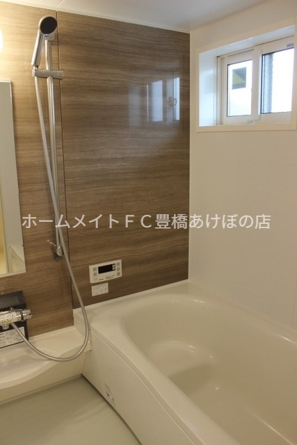 バス・シャワールーム　同型別部屋写真