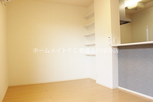 居室・リビング　同型別部屋写真