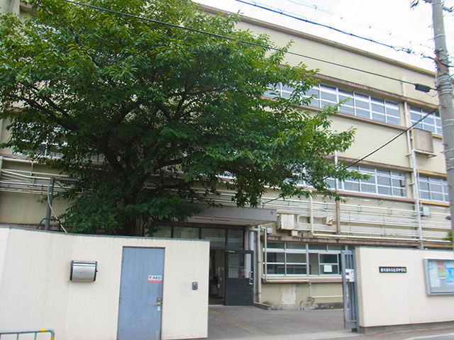 中学校　長栄中学校（中学校）まで1104m