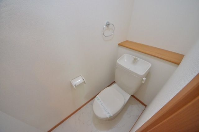 トイレ　★お部屋探しは株式会社タウンハウジング東京まで★