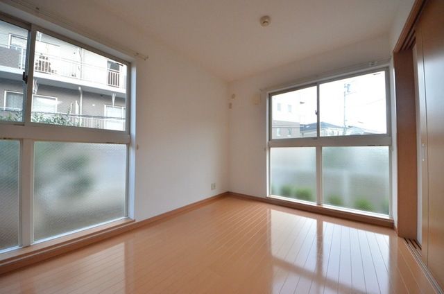 居室・リビング　★お部屋探しは株式会社タウンハウジング東京まで★