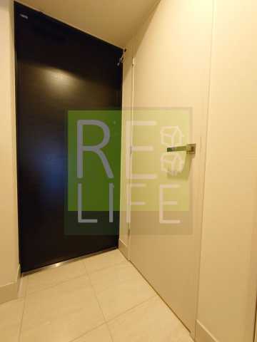 玄関　別部屋の画像になります。反転タイプ