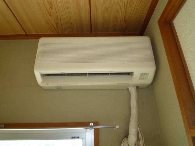 その他設備　エアコン　1基付