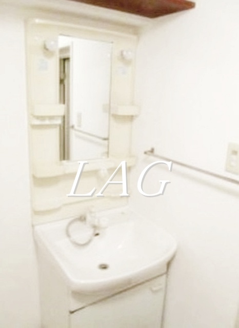 洗面設備　洗面台です。