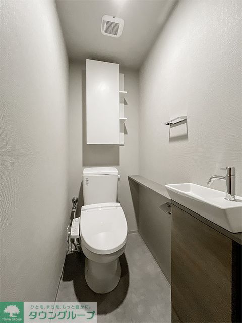 トイレ　※写真は同タイプ住戸です。