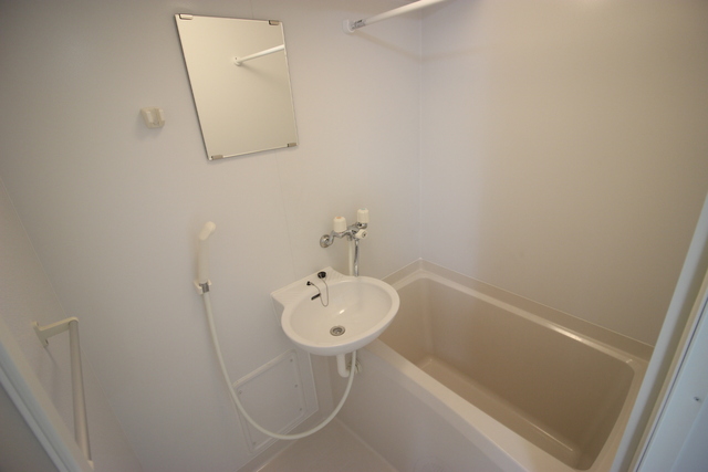 洗面設備　洗面台付バスルーム