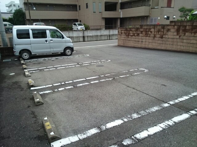 駐車場　駐車場があります