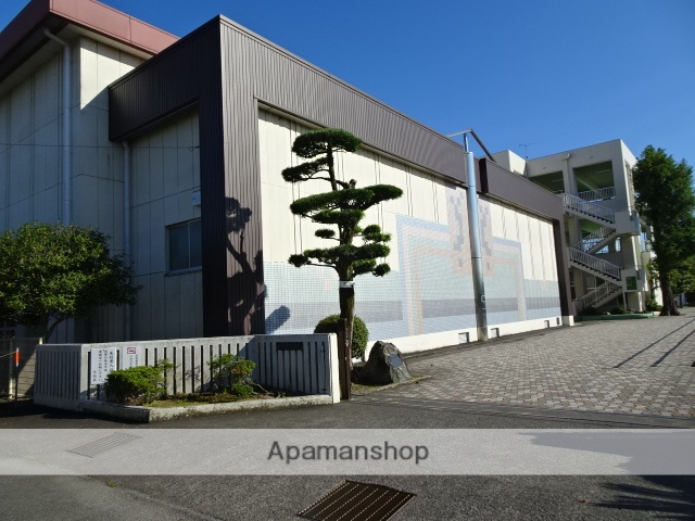 小学校　島田第三小学校（小学校）まで639m