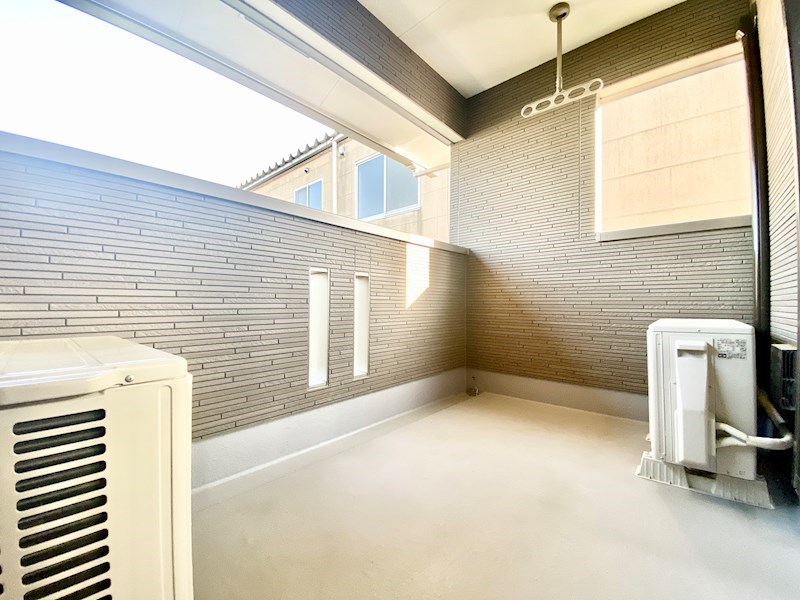 バルコニー　（イメージ）