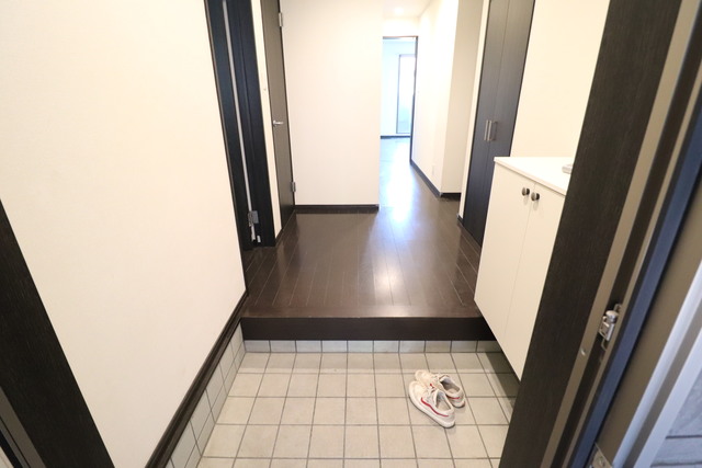 玄関　下駄箱付　玄関