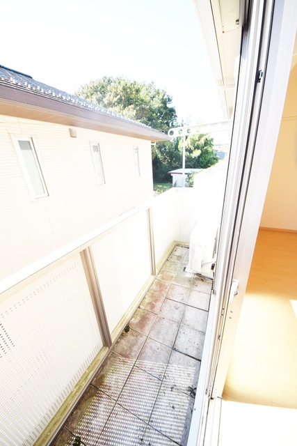 バルコニー　～今日は朝からお洗濯～　別号室参考写真～