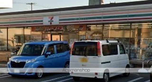 コンビニ　セブン－イレブン北助松駅前店（コンビニ）まで574m