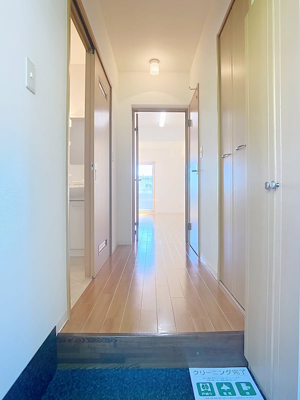 玄関　別部屋同間取り