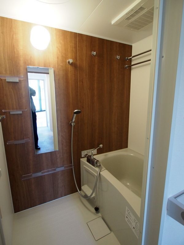 バス・シャワールーム　☆ゆったりくつろげるお風呂☆