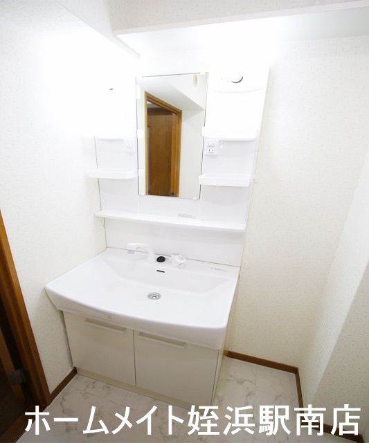 洗面設備　★シャンドレ付き洗面台♪★参考写真