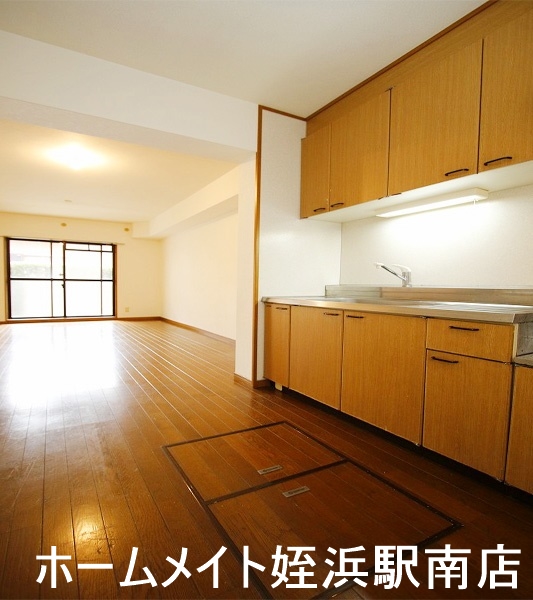 居室・リビング　★オートロック付きマンション♪★参考写真