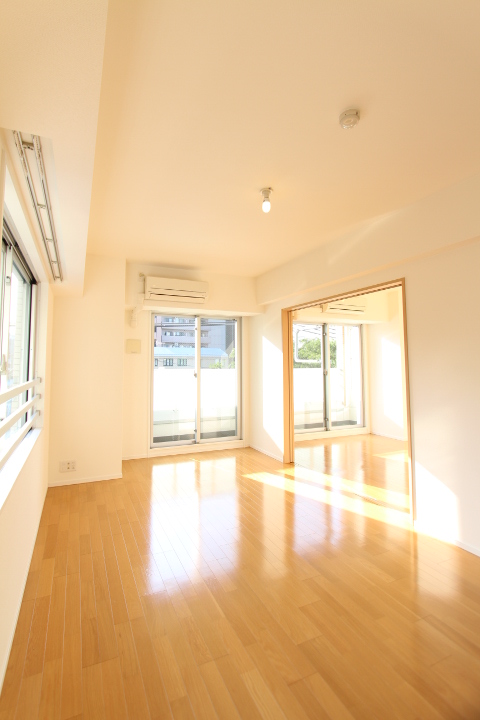 居室・リビング　※参考写真