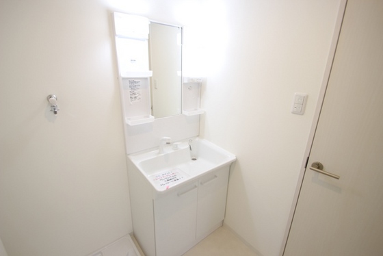 洗面設備　※別部屋の写真です