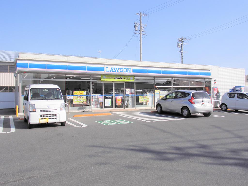 コンビニ　ローソン上ノ庄店（コンビニ）まで2500m