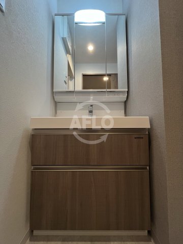 洗面設備　プレサンスNEO九条ディアシス　洗面所