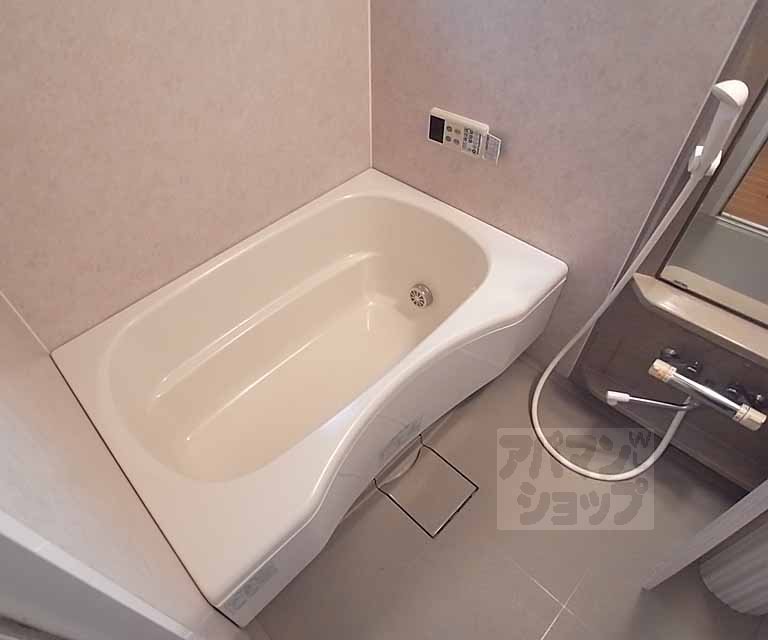 バス・シャワールーム　追い焚き機能設備