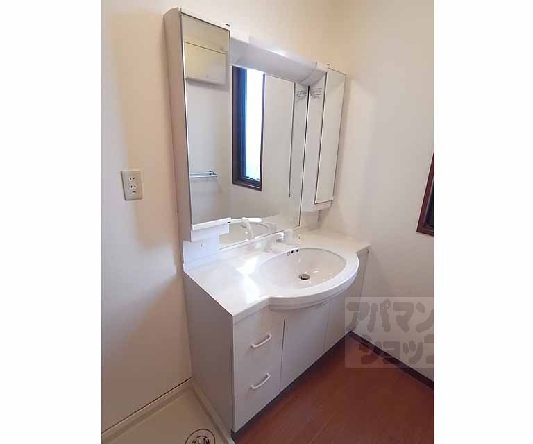 洗面設備　シャンプードレッサー