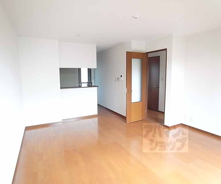 居室・リビング　リビング広いです