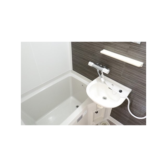 洗面設備　バスルームに一体型