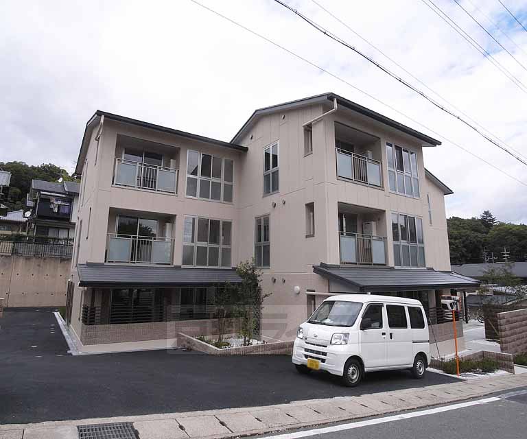 建物外観　パリッとした外観です。