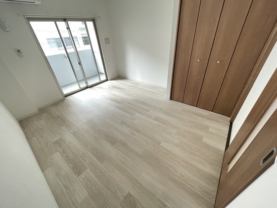 居室・リビング　※別部屋の写真です