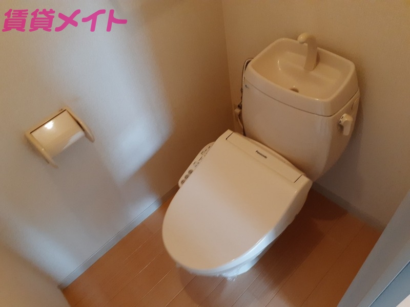 トイレ　同物件・同型部屋の写真になります