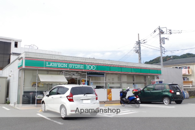コンビニ　ローソンストア100 横須賀野比一丁目（コンビニ）まで574m