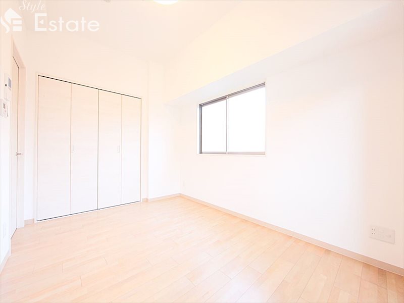 居室・リビング　内装