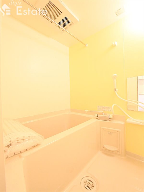 バス・シャワールーム　バスルーム