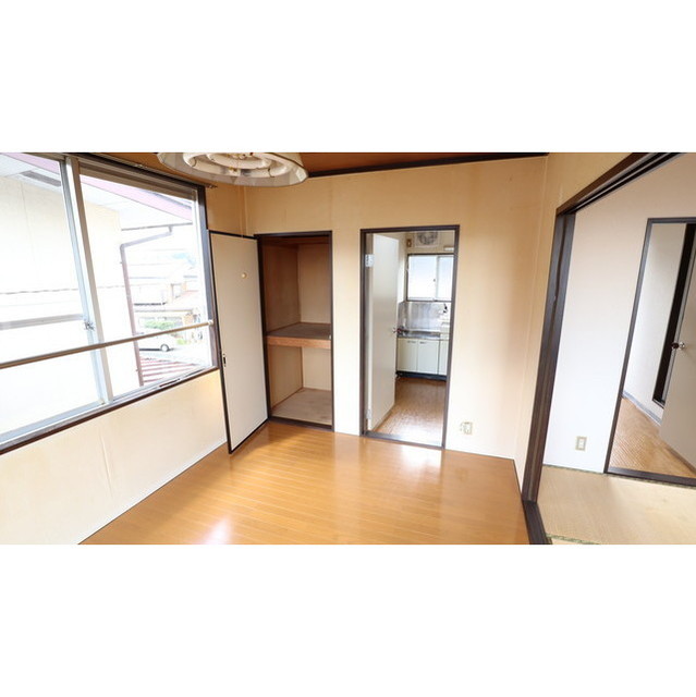 その他部屋・スペース　※隣部屋参考写真