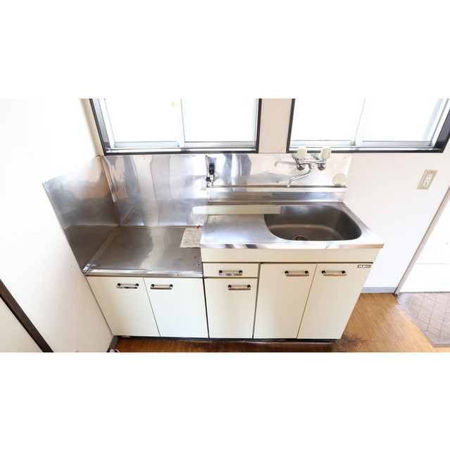 キッチン　※隣部屋参考写真